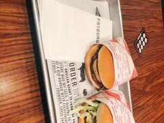 -FATBURGER 特富客汉堡(外交公寓店)