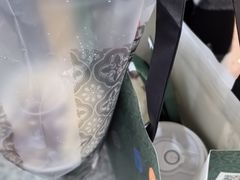 -茶理宜世(广州南站（站内）3楼B17检票口店)