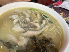 -明呈黄鱼面馆(斜土路店)