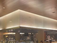 -东西风牛排馆周末烧烤自助(首都机场希尔顿店)