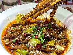 -捌贰虾蟹·江湖菜馆(江汉路店)