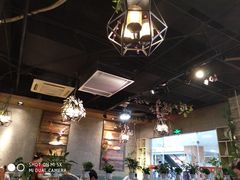 -哇蛙牛功夫面渝都料理(龙阳广场店)