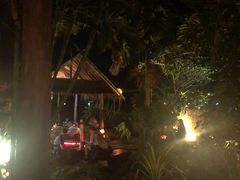 -乌托邦酒吧和餐厅