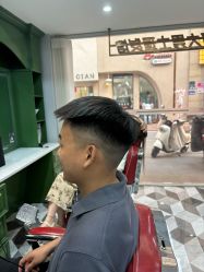 -可大男士理发馆