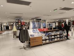 -优衣库(上海正大广场店)