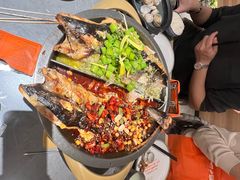 -鸣记脆皮烤鱼·海鲜烤鱼(亿合城店)