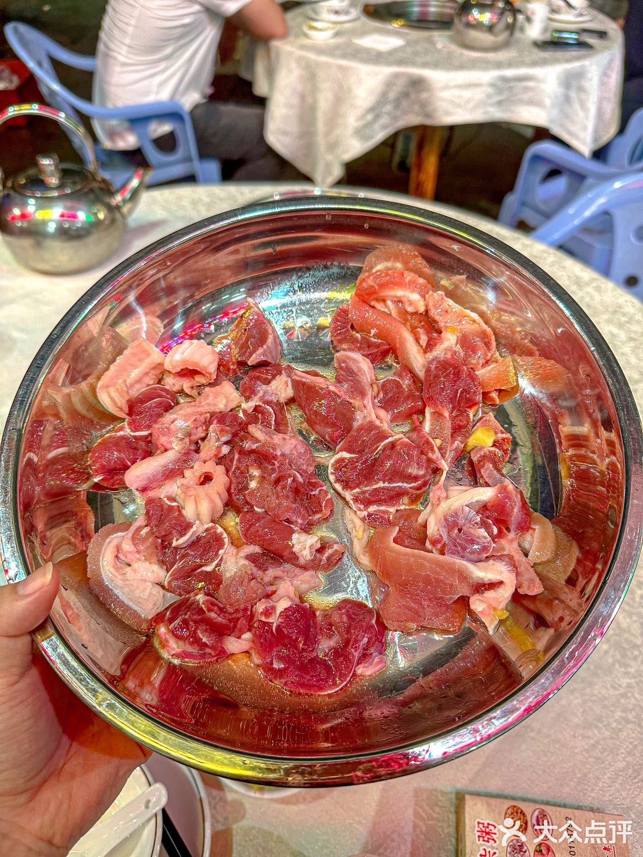 顺德宵夜排队王…！只为这口新鲜猪杂粥‼️