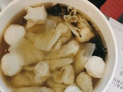 -手劲鱼丸馄饨铺(哈一百店)