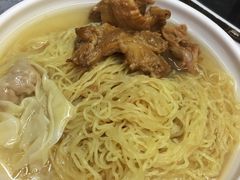 鲜虾云吞牛腩面-小梁哥云吞面(黄贝岭店)