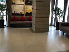 -如家精选酒店(上海张江广兰路地铁站店)