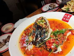 -人民公社·剁椒鱼头(平湖吾悦广场店)