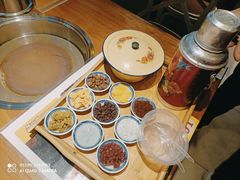 -牛小嫩串串火锅(老国贸总店)