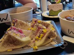 -W COLLECTIVE  DESSERT SHOP