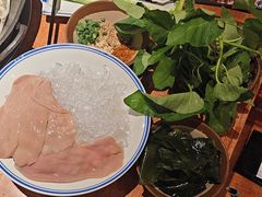 -周小明火锅(黑金冠社区店)