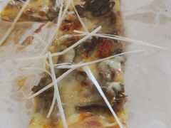 莱芙缇牛肉披萨-LYFATTI 莱芙缇(赣水路店)