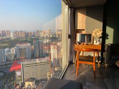 -得闲·高空SPA(东盟店)