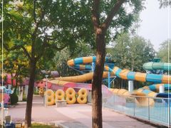 -欢乐水魔方水世界