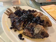 -老鼎万春卤菜(五代传承创始老店)