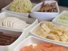 -季季红火锅(柳州城中万达二店)
