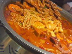 -徐记小怪兽肉蟹煲(中央大街店)
