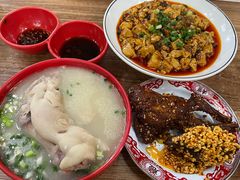 -王婆婆老妈蹄花川菜馆·非物质文化遗产(太古里一店)