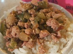 卤肉饭-陈董药炖排骨(饶河街店)