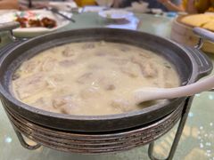 -东豪园林海鲜酒家(南港路辅路店)
