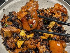 -鑫悦楼煎蟹·16年海鲜大排档