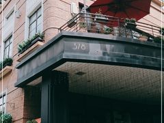-龙门阵茶屋川菜馆(武康路店)