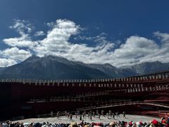-丽江千古情