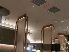 -新白鹿餐厅(滨江银泰店)