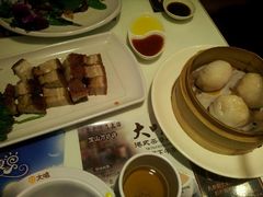 -新大咀港式茶餐厅(宝山万达店)