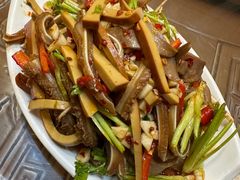 -湘潭九龙鱼头店(城南西路店)