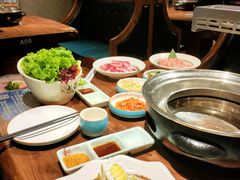 -明洞阿姨·韩式酱蟹烤肉·创意料理(三元桥店)