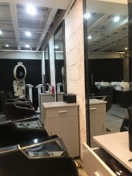 -SIX Hair Consultant