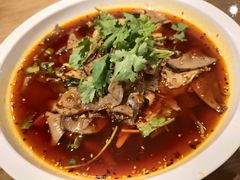 -有红鸡毛店·川菜(建设路店)