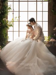 -雪中彩影婚纱摄影·微光艺术中心