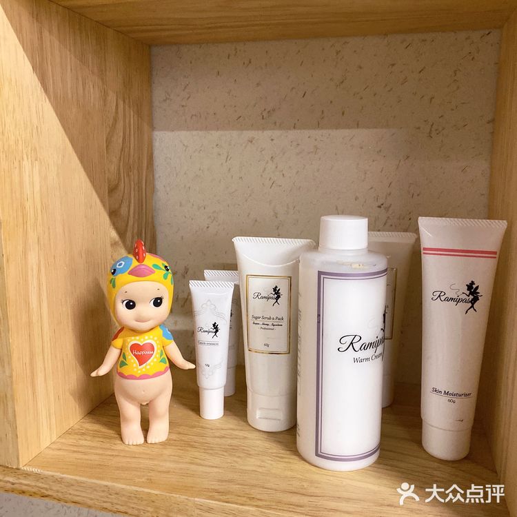 常见的卸甲水味道有很刺激闻了头疼，美甲体验感下降