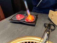 -铭牛烧肉·和牛海鲜自助(高新月牙湖店)