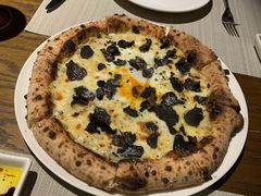 黑松露有机蛋Pizza-Atto Primo