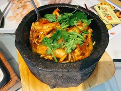 石锅鱿鱼须-小吴越·江浙融合菜(惠山万达广场店)