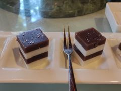 椰汁红豆糕-申粤轩酒楼·三十年粤菜经典(丁香花园店)