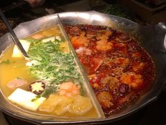 红颜花胶鸡锅-湊湊火锅·茶憩(杭州湖滨银泰in77店)
