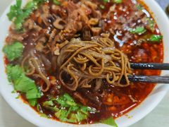 -崇州余荞面(落虹桥店)