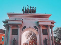 -布尔津河堤夜市