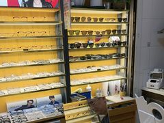 -优医视平价眼镜蔡司依视路折扣工厂店(十里堡店)