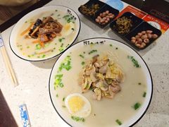 文蛤鱼汤面-阿达师傅鱼汤面