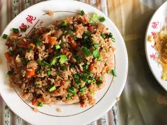 腊肉糯米饭-长人馄饨铺(解放街店)