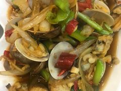 -覃记海鲜美食餐厅