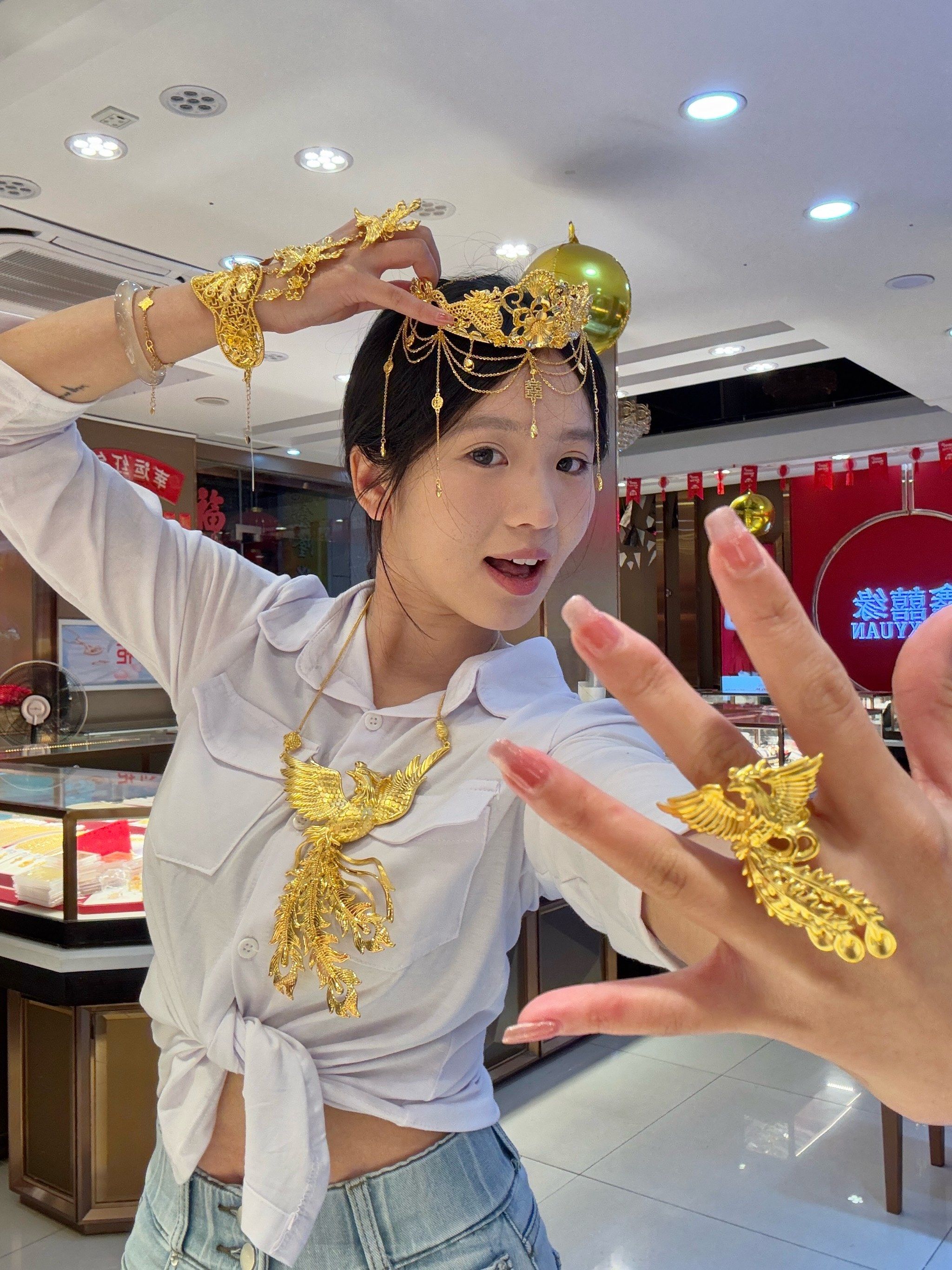 嫁福建漳州!订婚公婆挑100g黄金算重视吗